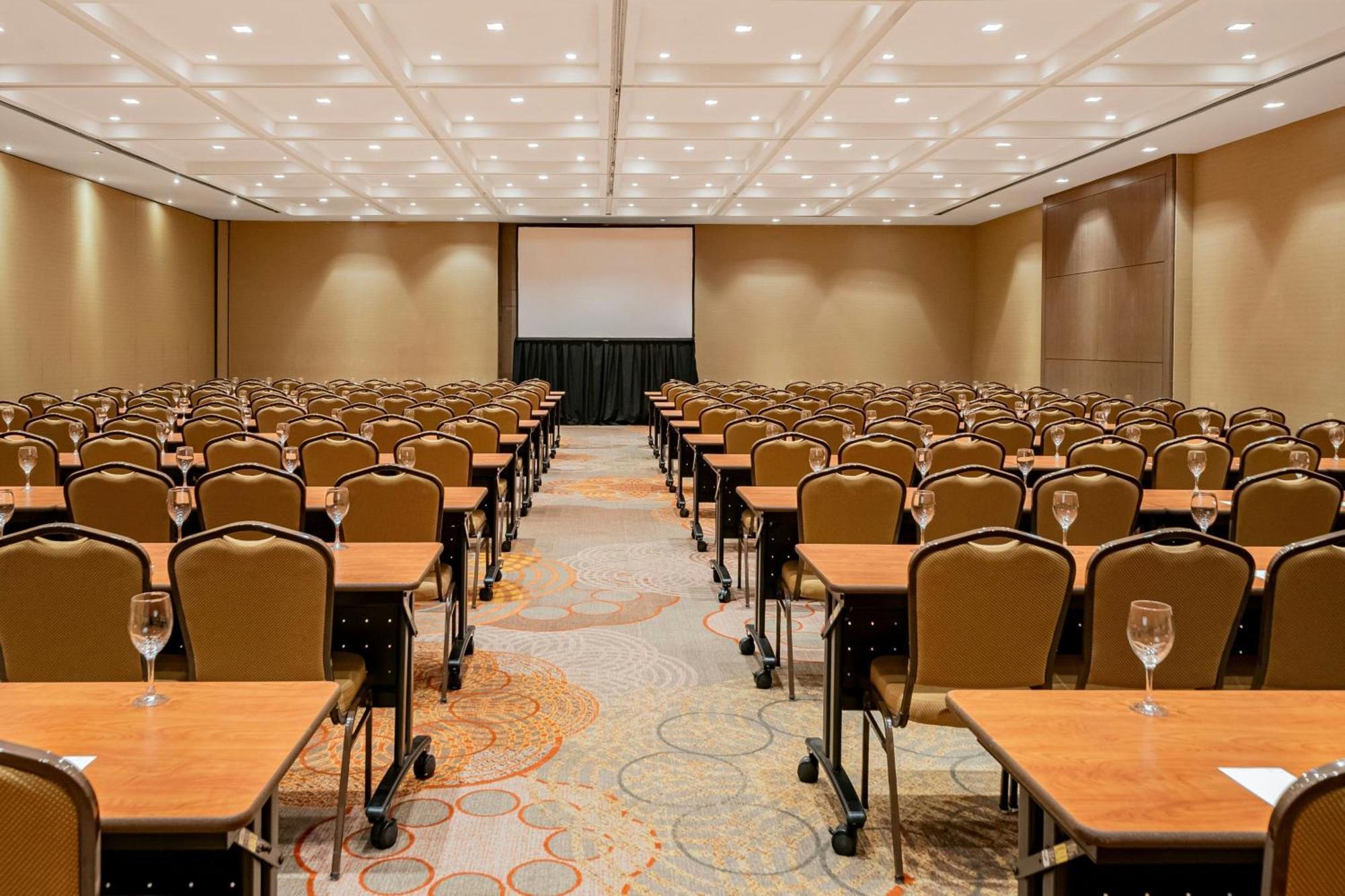 Sheraton Grand Rio Hotel & Resort Rio de Janeiro Bagian luar foto A typical conference room