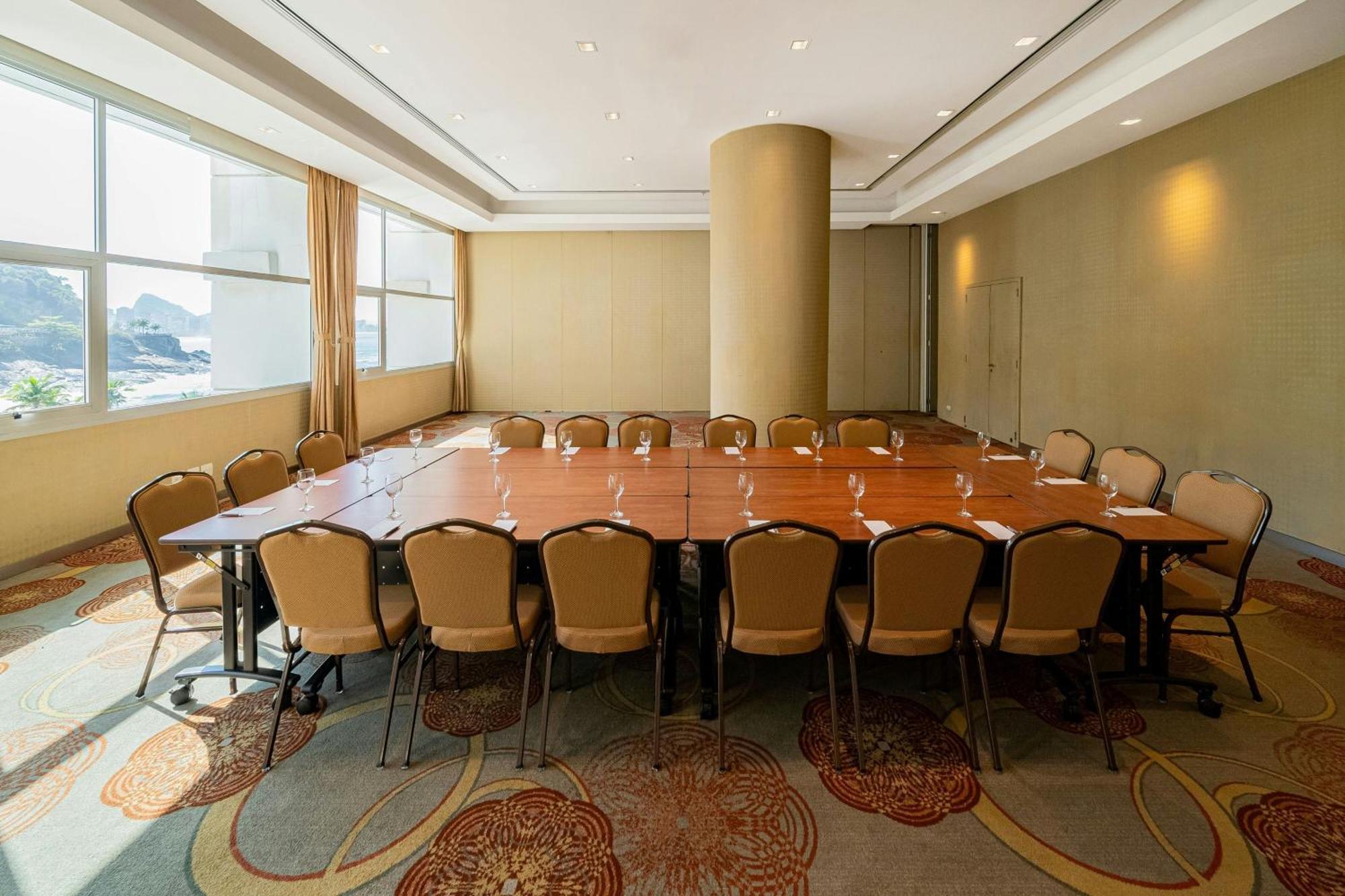 Sheraton Grand Rio Hotel & Resort Rio de Janeiro Bagian luar foto Meeting room